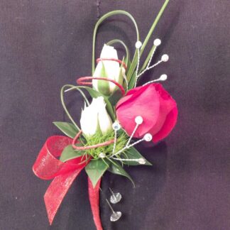 3 Rose Boutonniere